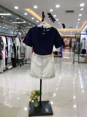 酒泉女款西服品牌店-图1